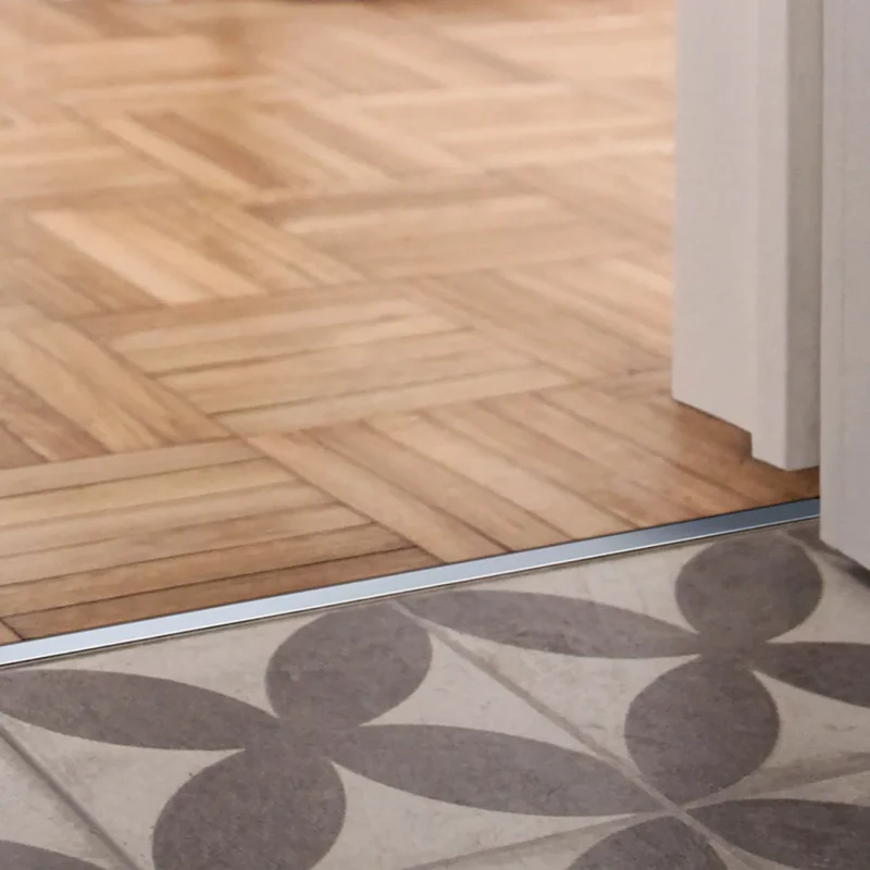 Varilla terminacion cuadrada 1810